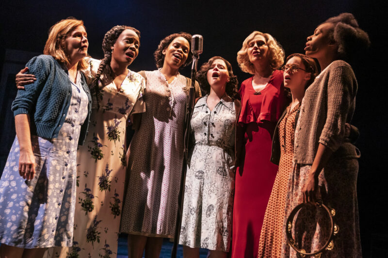 The Cast of Girl From The North Country on Broadway